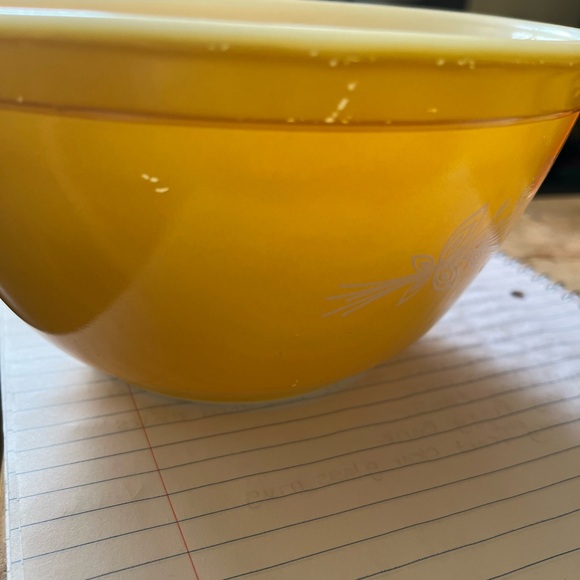 Pyrex Mixing Bowl - Picture 6 of 7